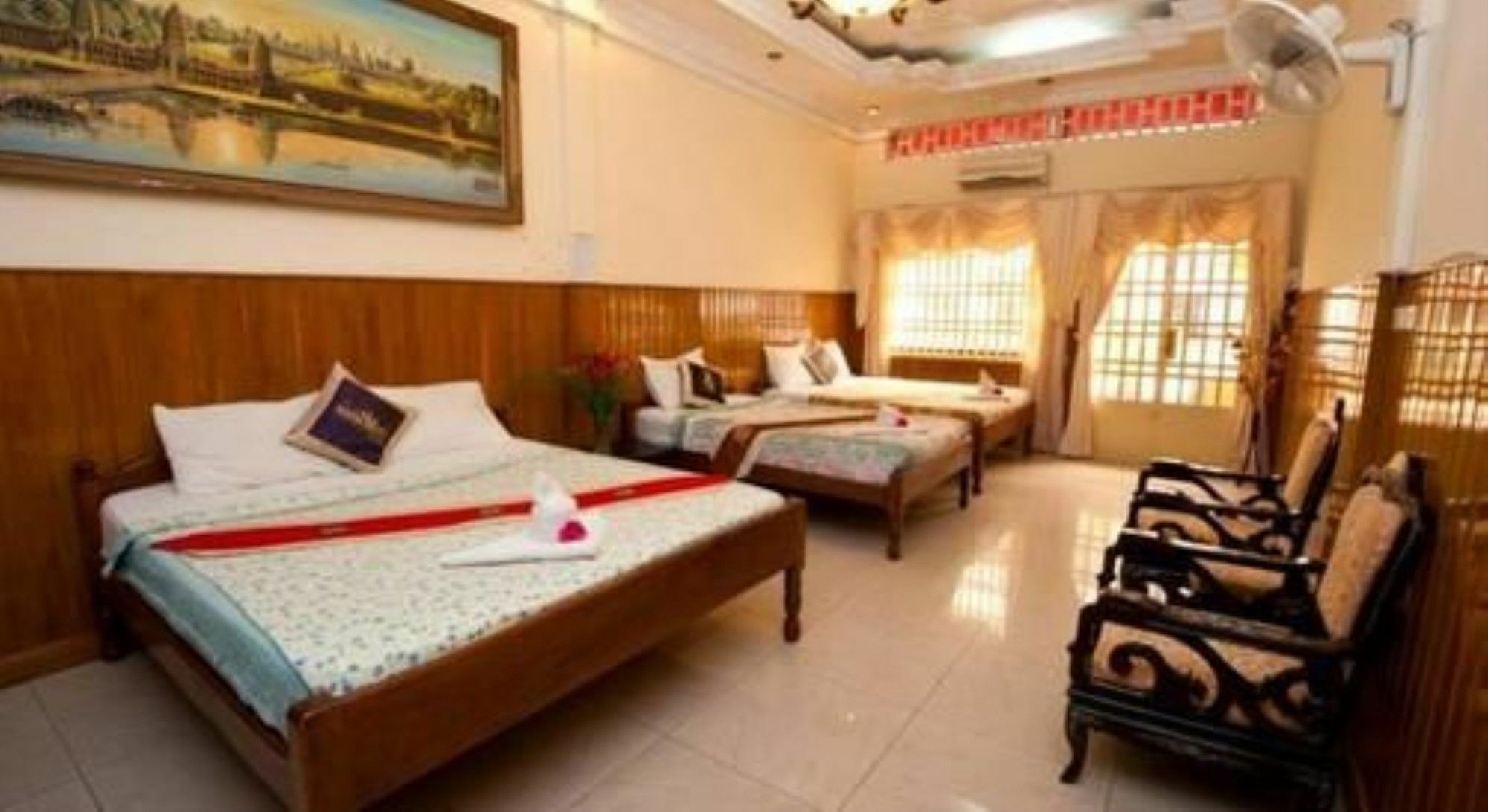 Longlin House I Hotel Phnom Pen Exterior foto